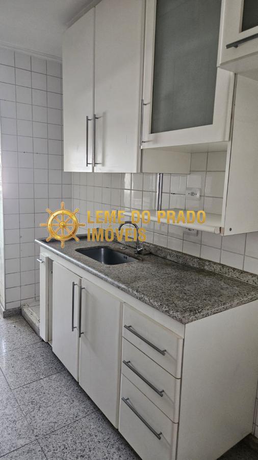 Apartamento para alugar com 2 quartos, 80m² - Foto 12