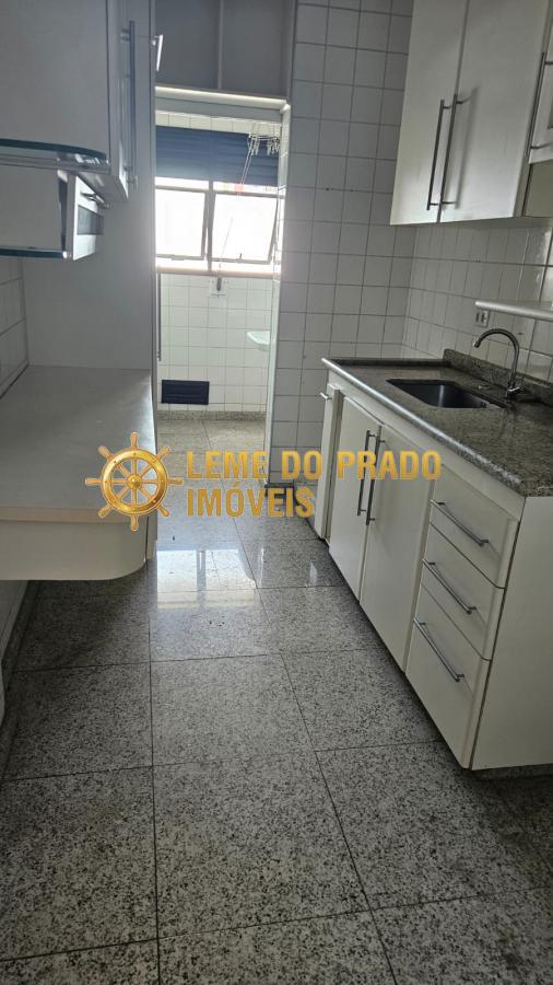 Apartamento para alugar com 2 quartos, 80m² - Foto 13