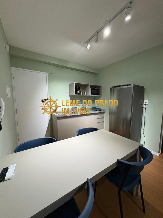 Apartamento à venda com 2 quartos, 34m² - Foto 11