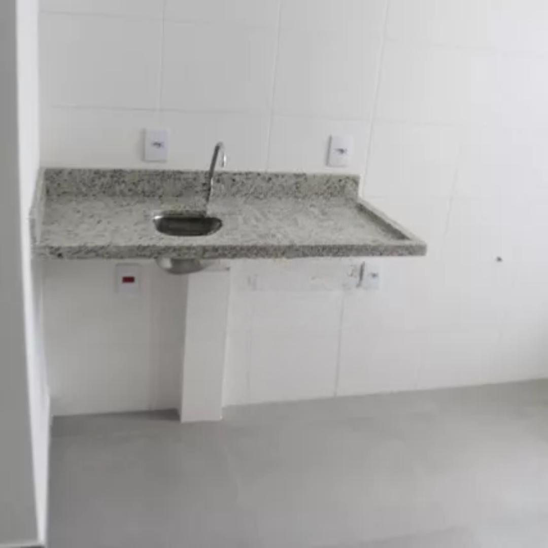 Apartamento à venda com 2 quartos, 69m² - Foto 17