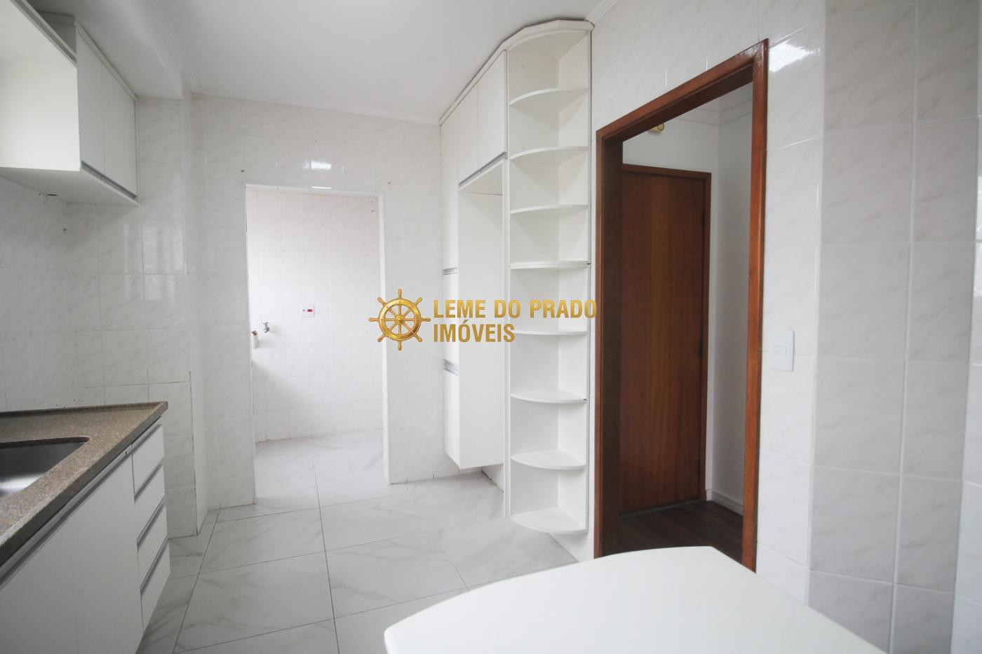 Apartamento para alugar com 2 quartos, 80m² - Foto 21